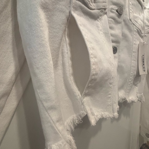 Cello Off-White Cropped Denim Jacket - Picture 10 of 11